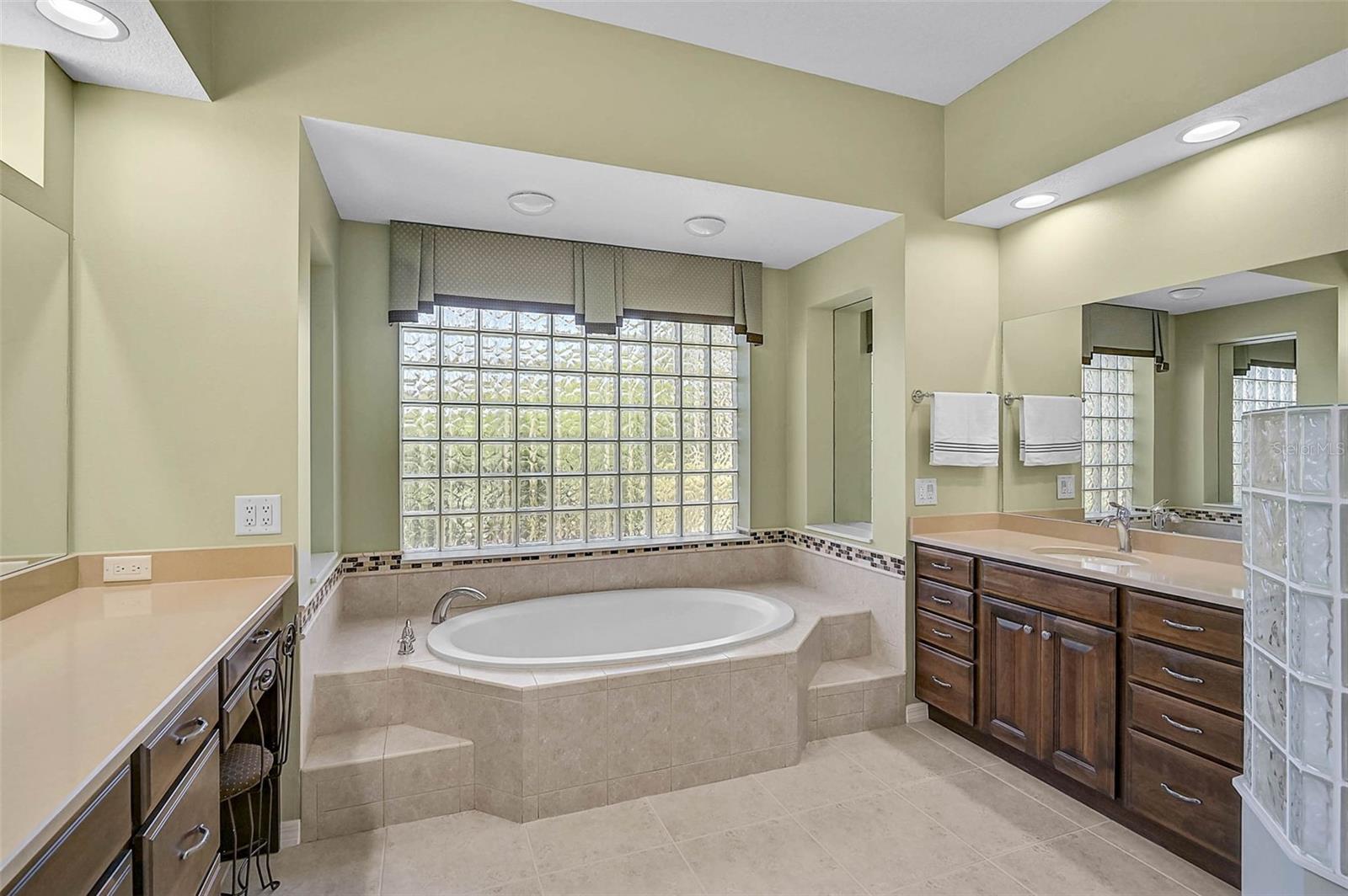 Image 26 of 56 For 2094 Sandhill Lane