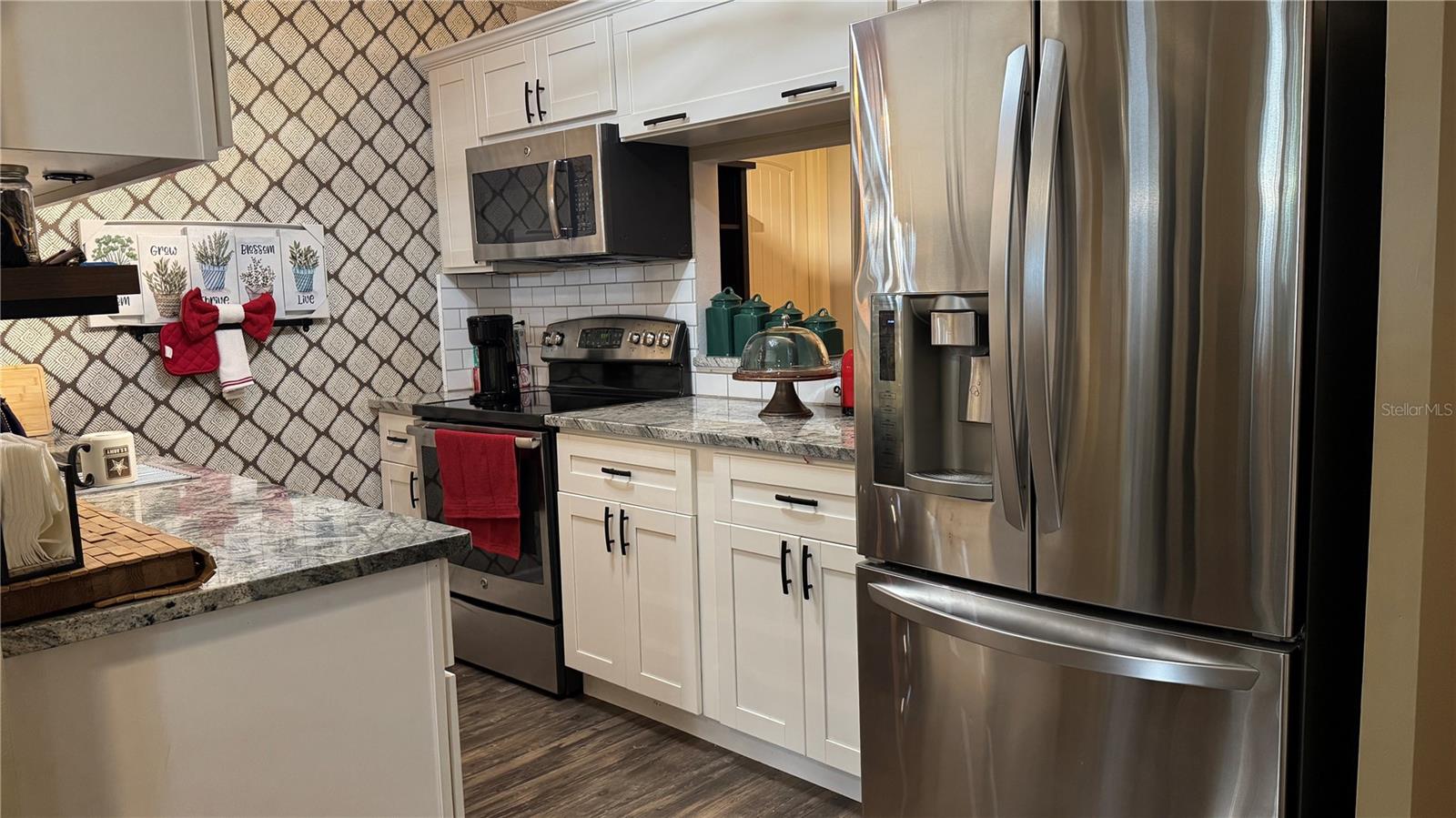 Image 2 of 20 For 2827 74th Street West  2193