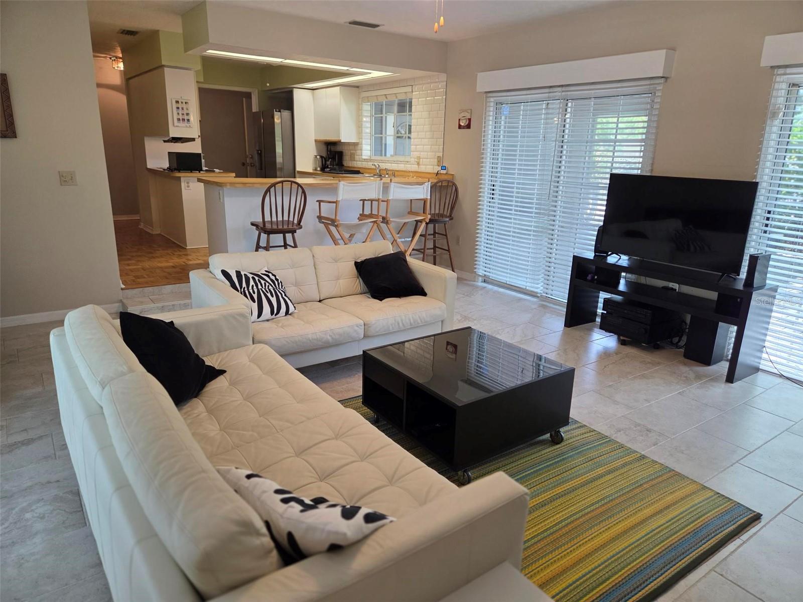 Image 15 of 37 For 215 48th Street Nw