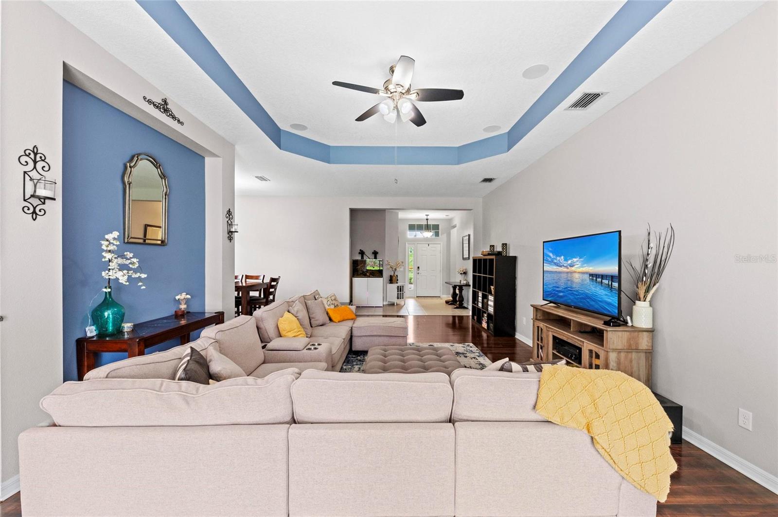 Image 18 of 81 For 4654 Claremont Park Drive