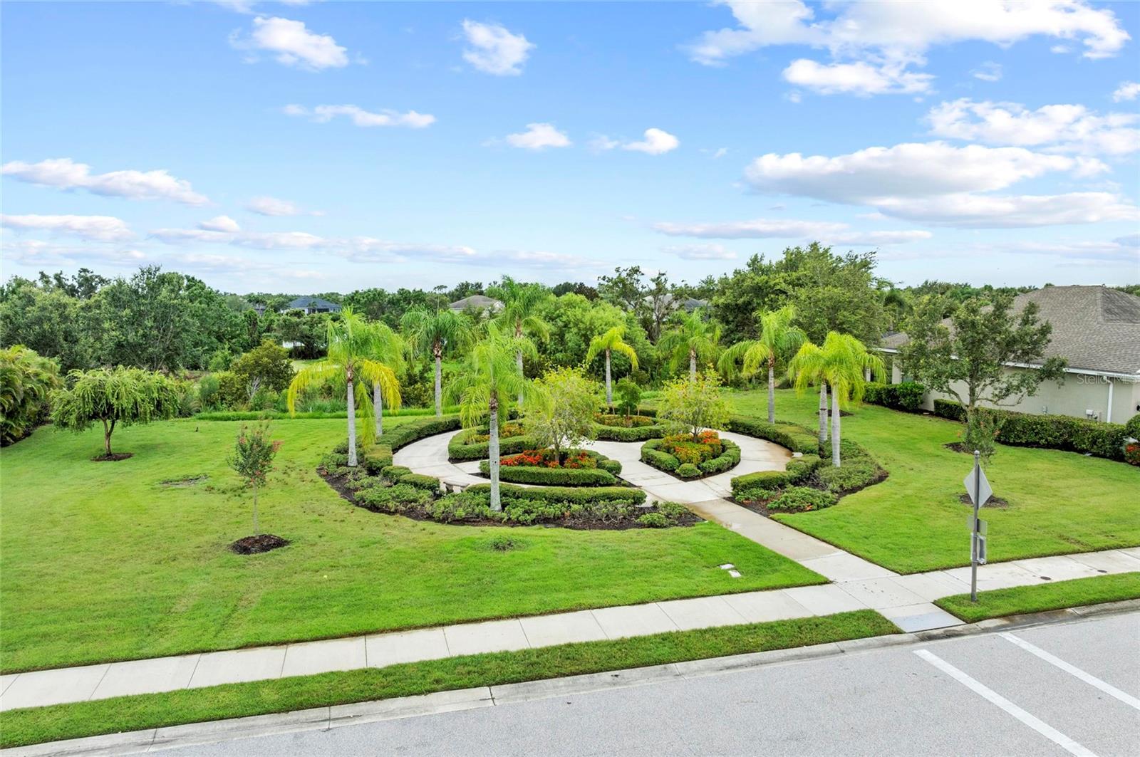 Image 54 of 81 For 4654 Claremont Park Drive