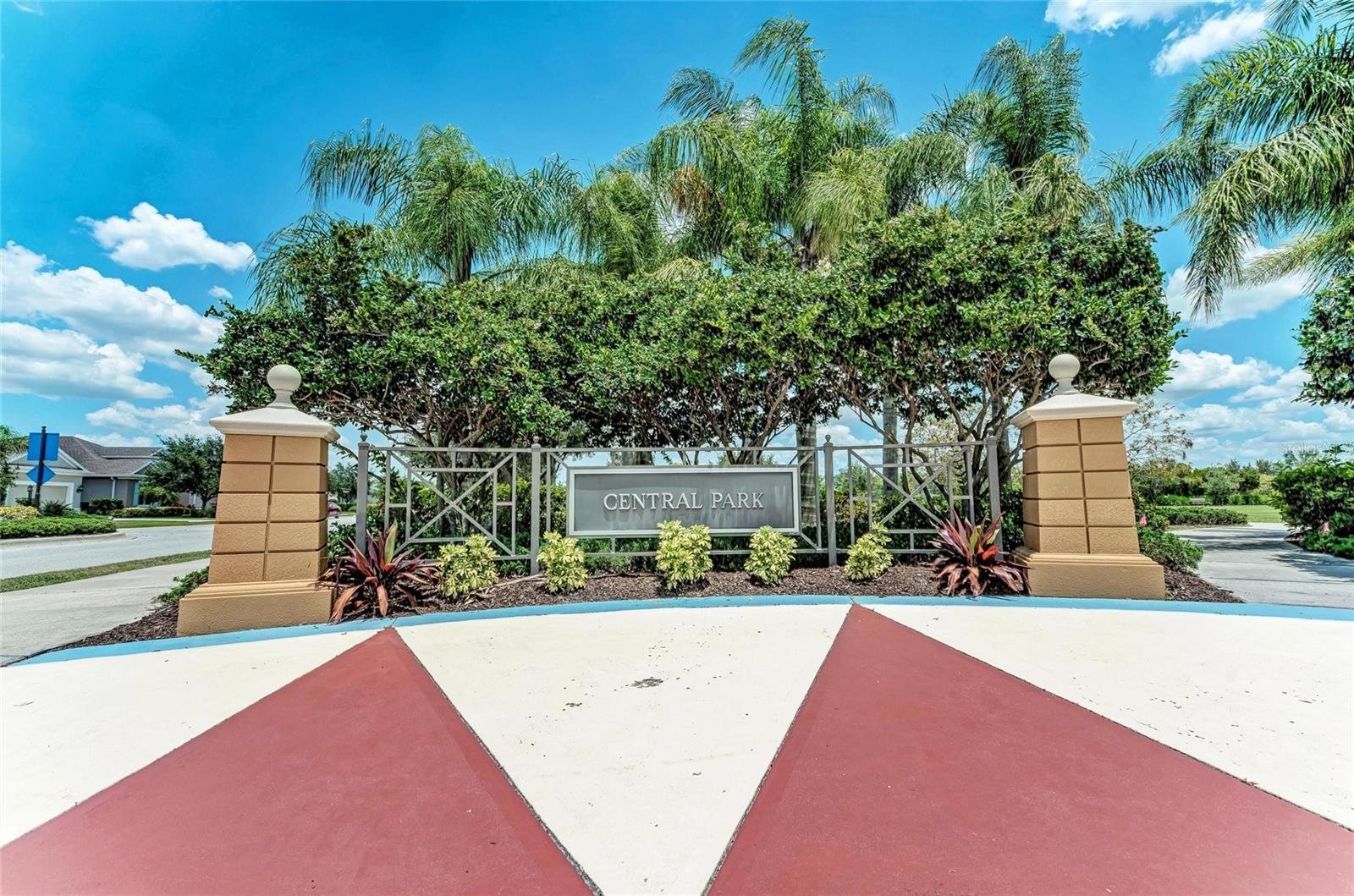 Image 58 of 81 For 4654 Claremont Park Drive