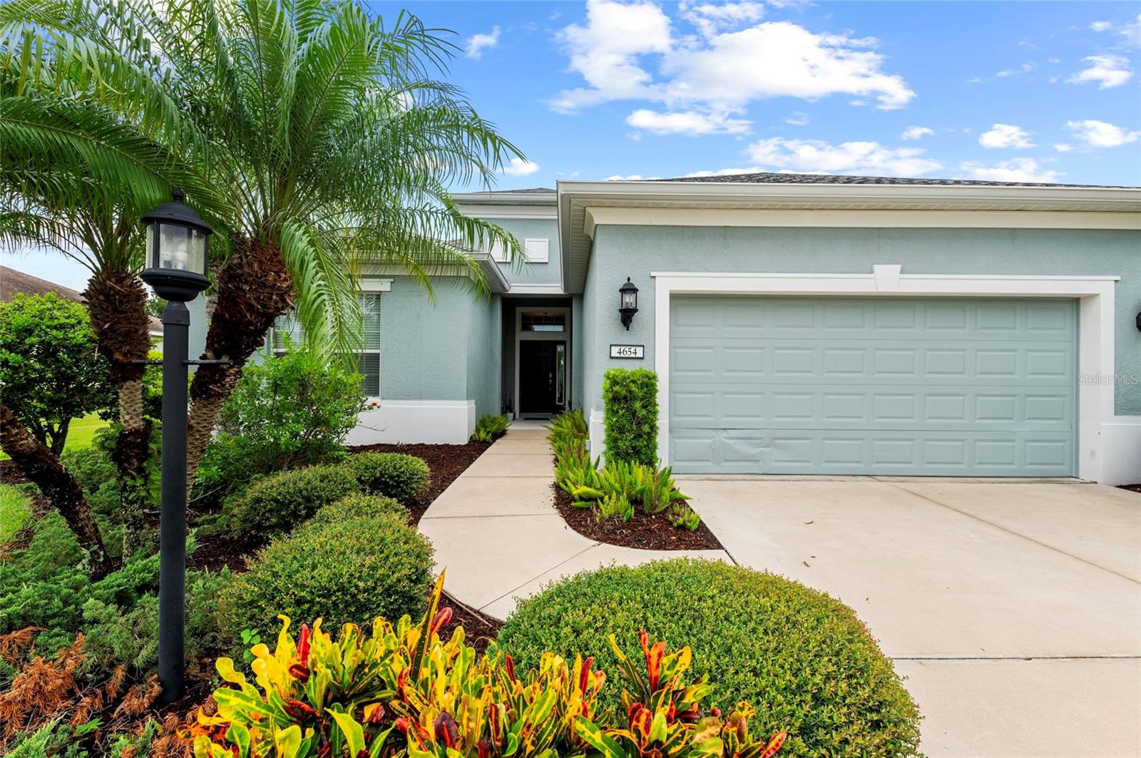 Image 9 of 81 For 4654 Claremont Park Drive