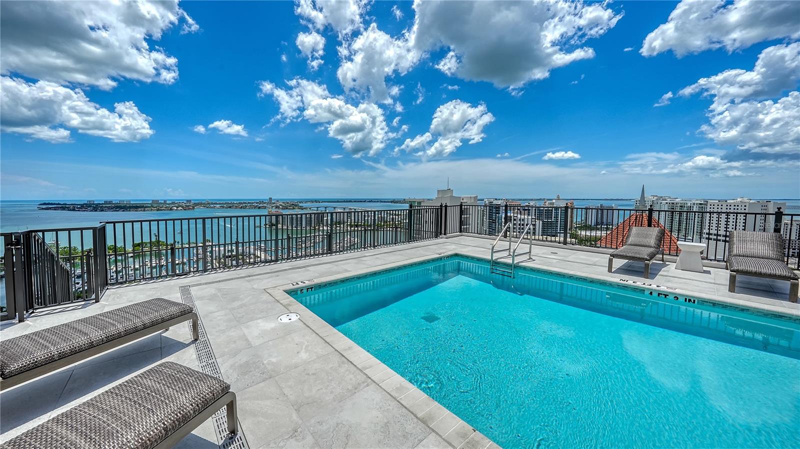 Image 22 of 44 For 33 Palm Avenue 1702