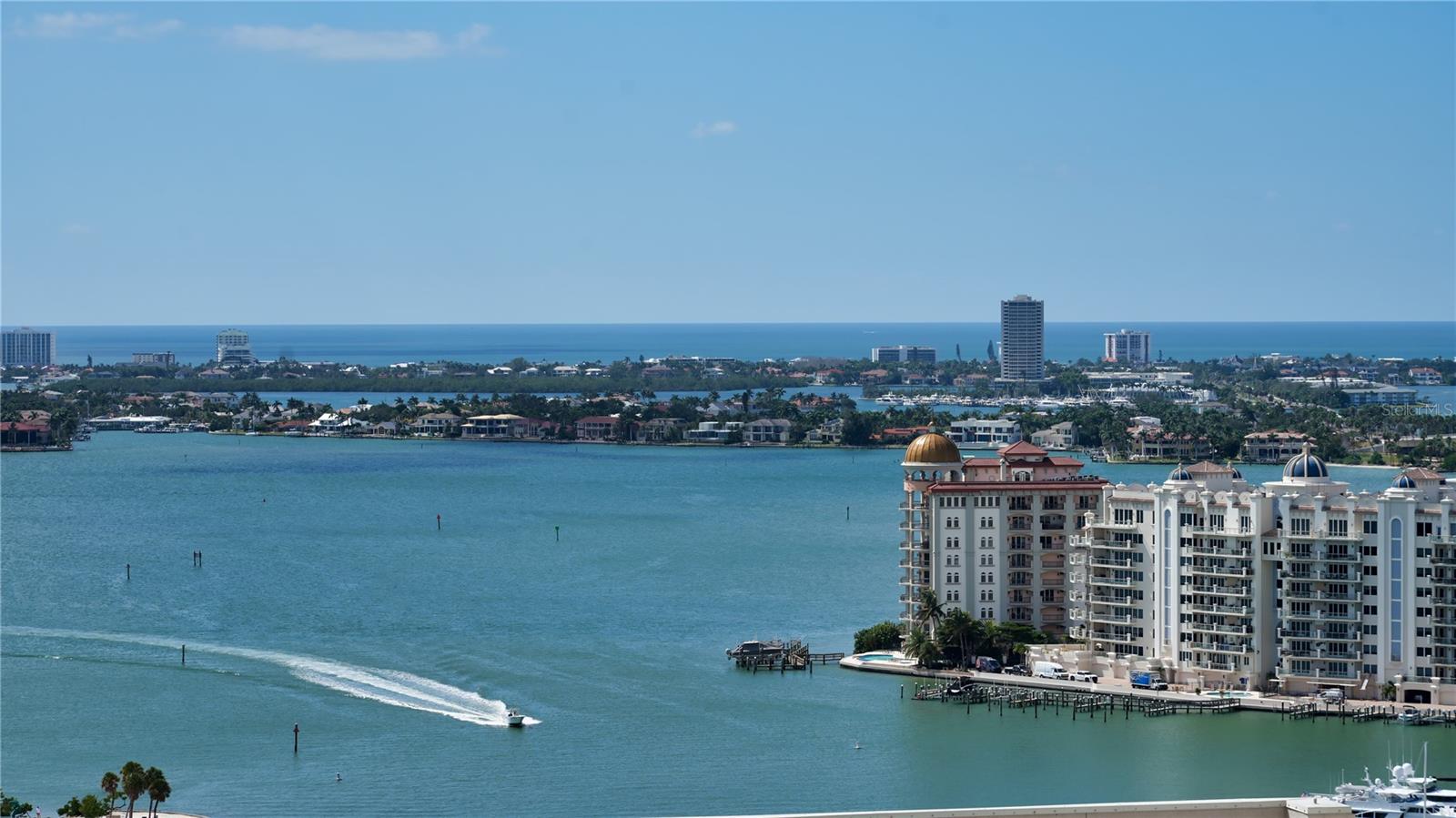 Image 24 of 44 For 33 Palm Avenue 1702