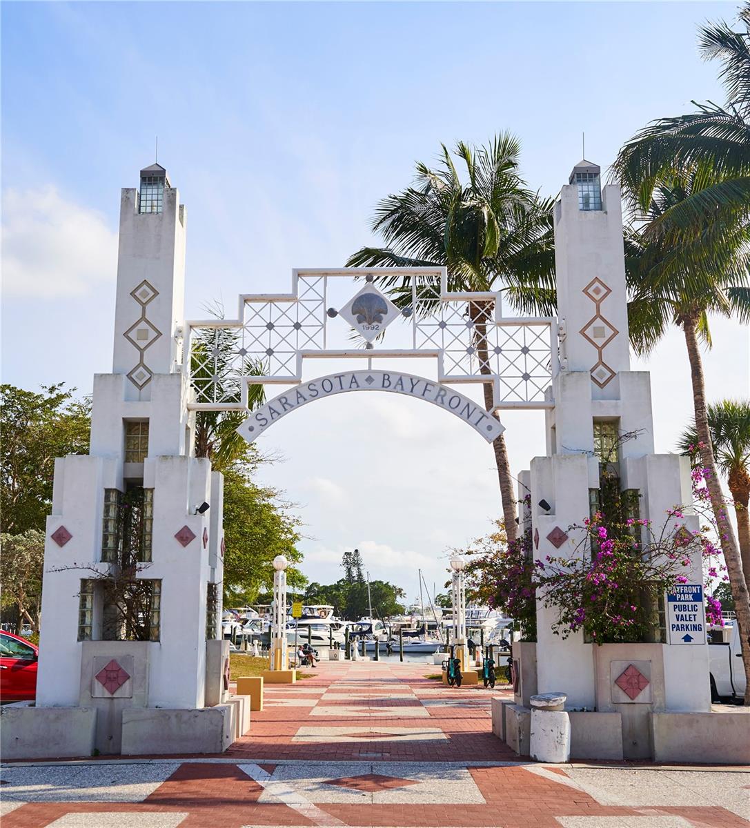 Image 41 of 44 For 33 Palm Avenue 1702