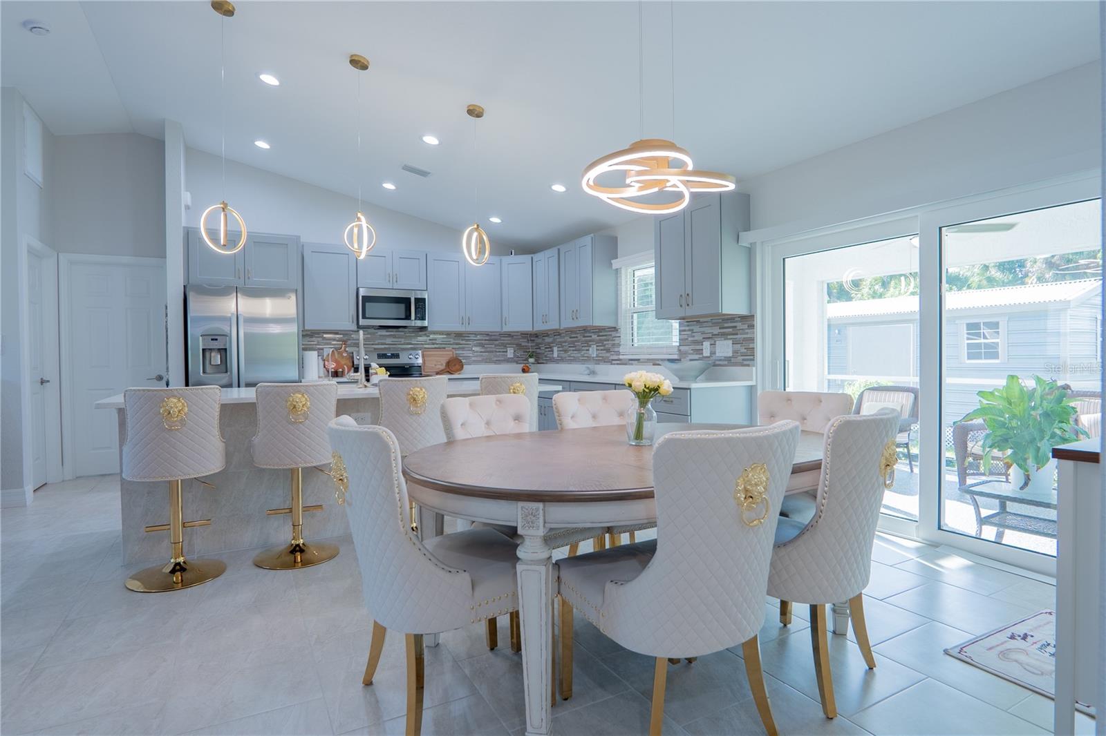 Image 14 of 35 For 1301 Haberland Boulevard