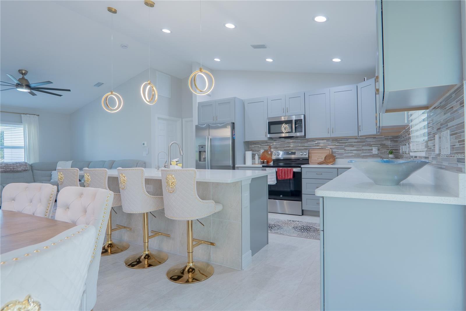 Image 15 of 35 For 1301 Haberland Boulevard