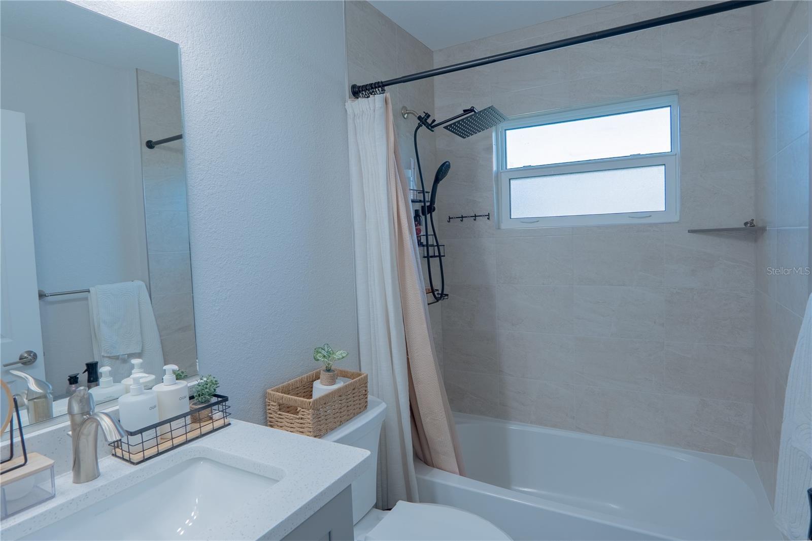 Image 18 of 35 For 1301 Haberland Boulevard