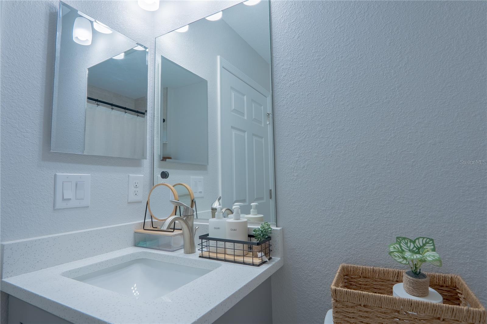 Image 19 of 35 For 1301 Haberland Boulevard