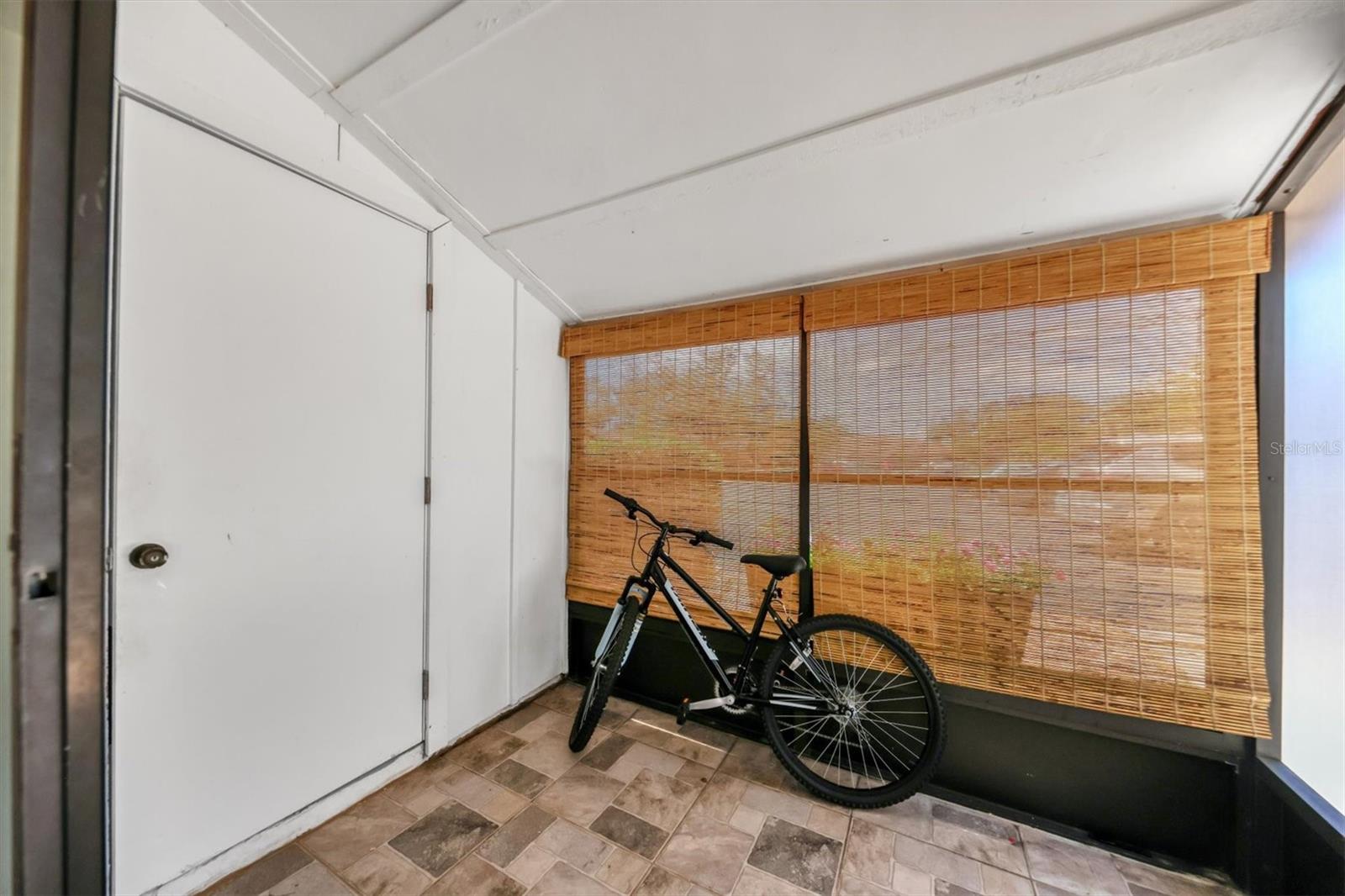 Image 22 of 38 For 4169 66th Street Circle W