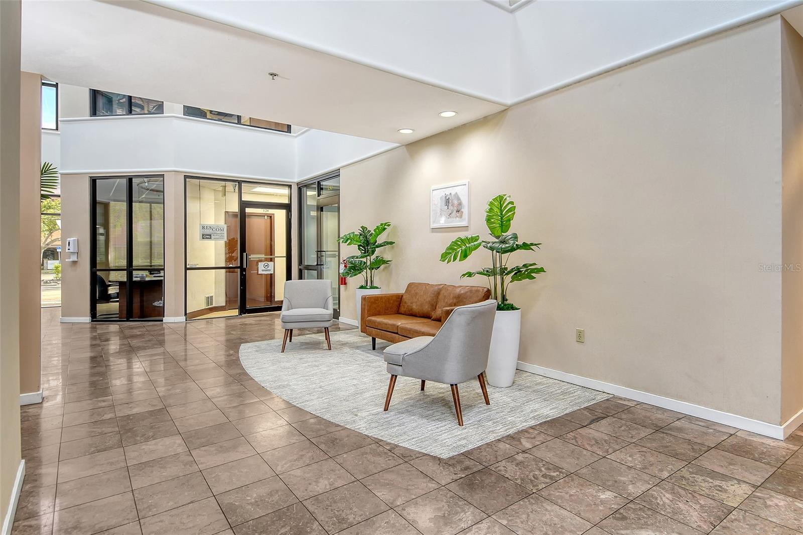 Image 4 of 17 For 3639 Cortez Road W