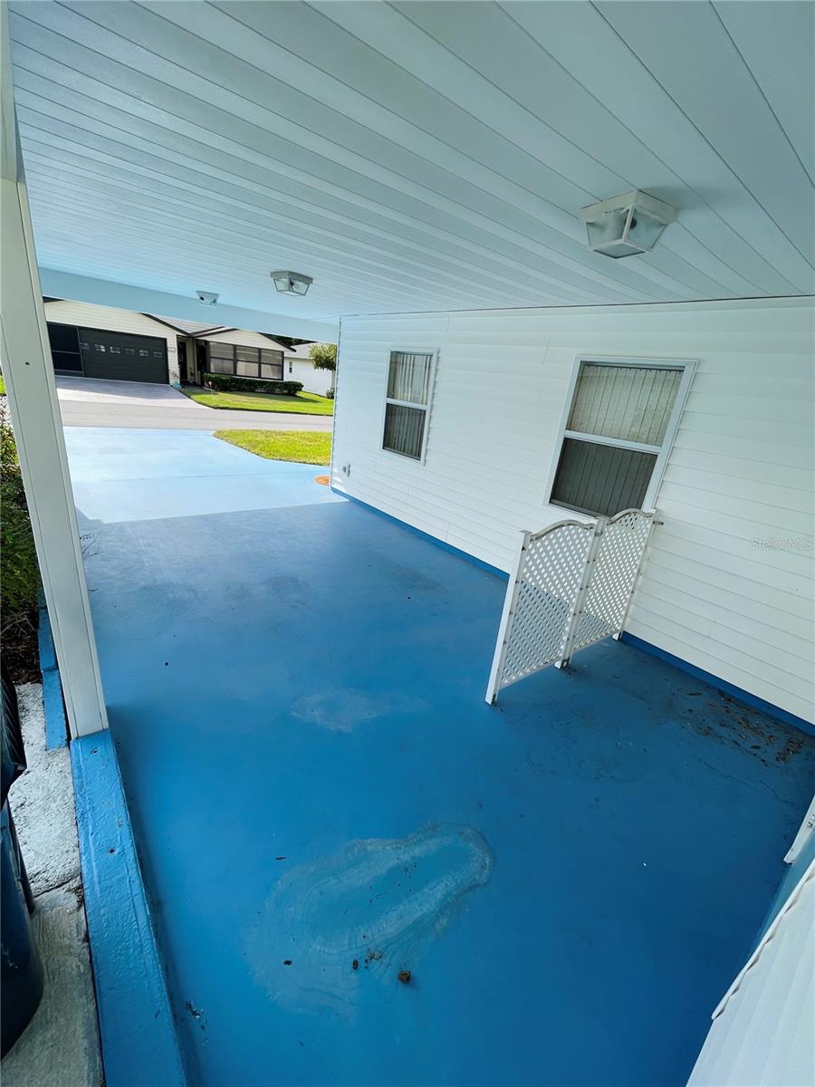 Image 10 of 59 For 1690 Colonnades Circle N