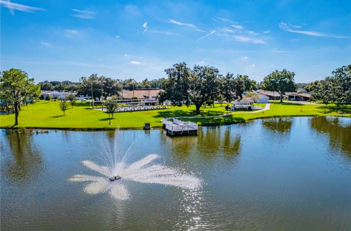 Image 38 of 59 For 1690 Colonnades Circle N