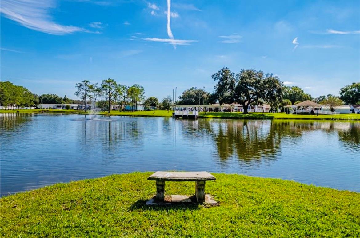 Image 40 of 59 For 1690 Colonnades Circle N