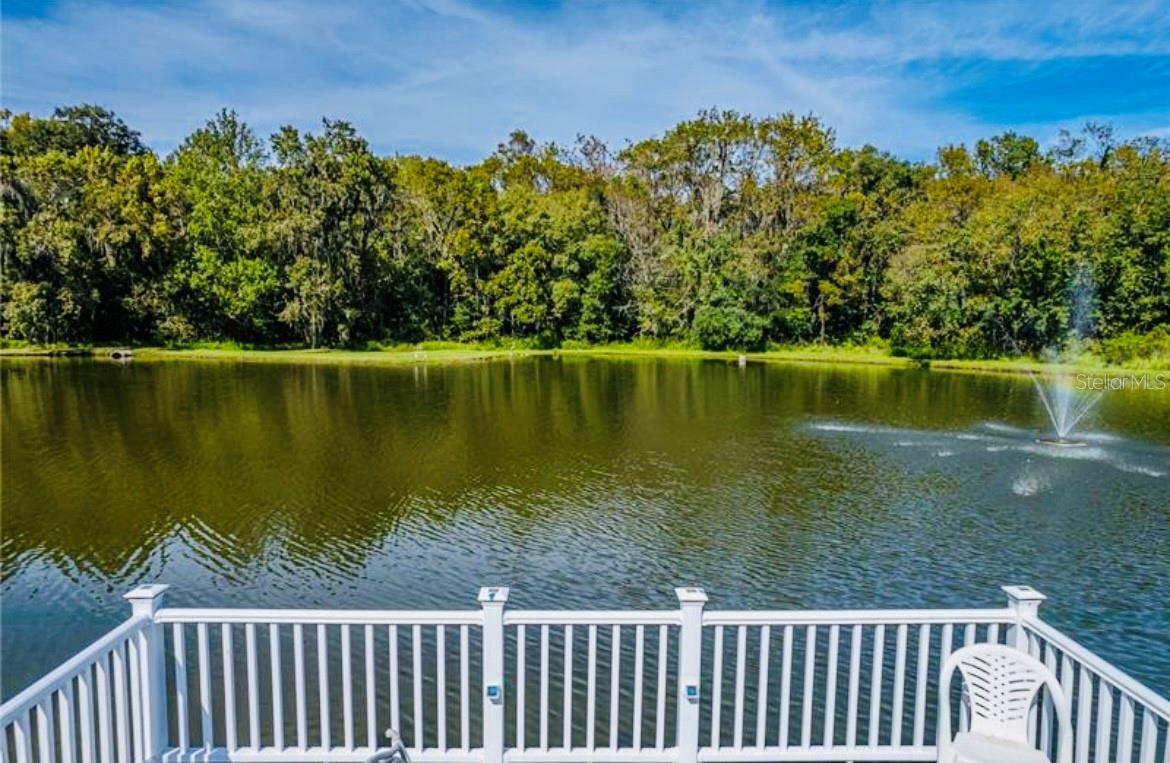 Image 45 of 59 For 1690 Colonnades Circle N