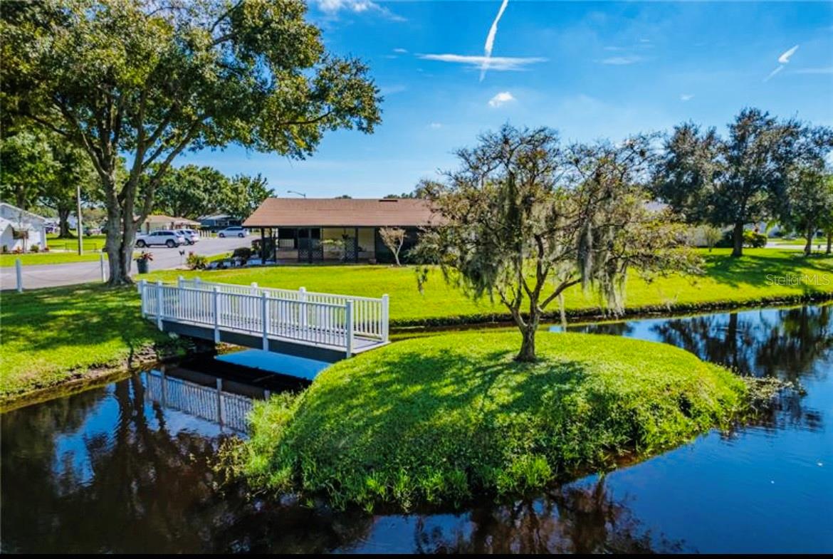 Image 52 of 59 For 1690 Colonnades Circle N