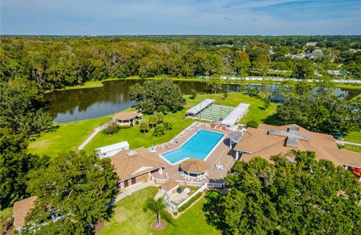 Image 56 of 59 For 1690 Colonnades Circle N