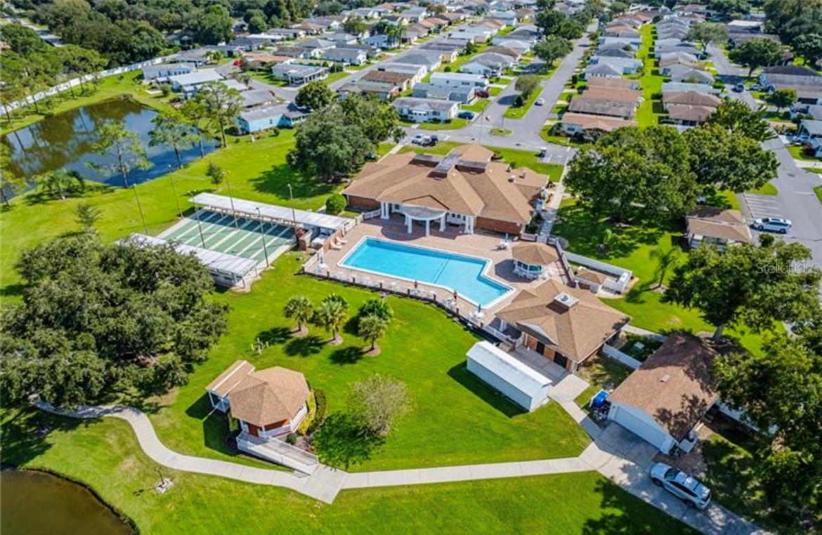 Image 57 of 59 For 1690 Colonnades Circle N