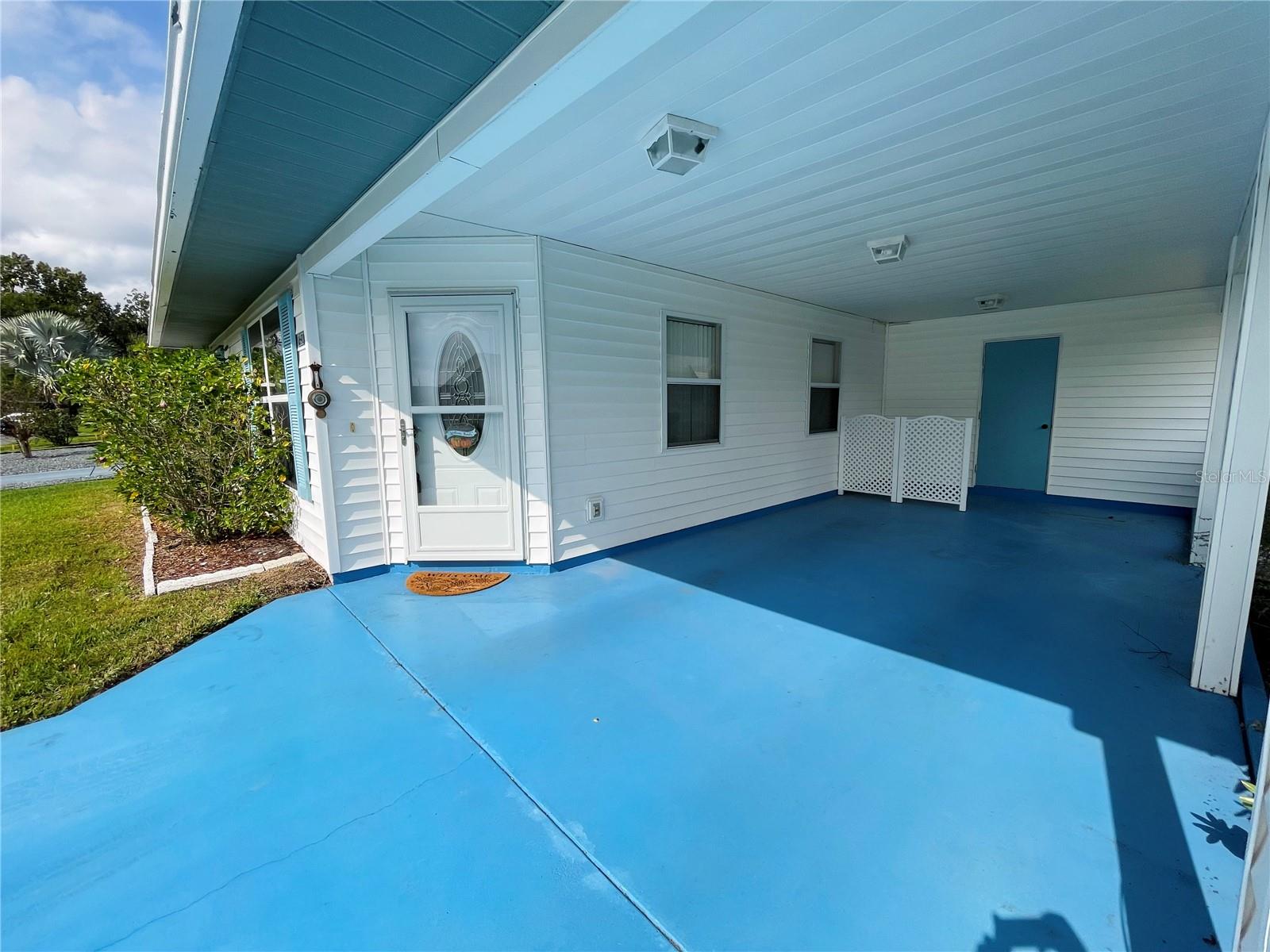 Image 9 of 59 For 1690 Colonnades Circle N