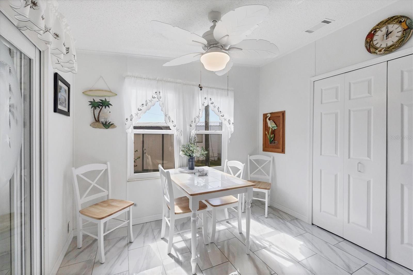 Image 13 of 50 For 1918 Indiana Avenue