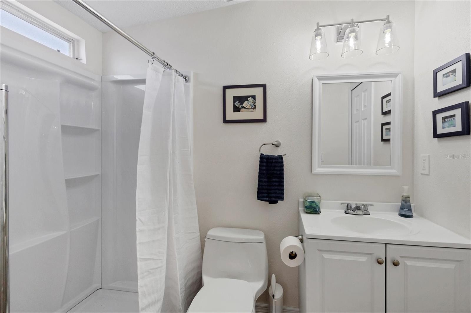 Image 20 of 50 For 1918 Indiana Avenue