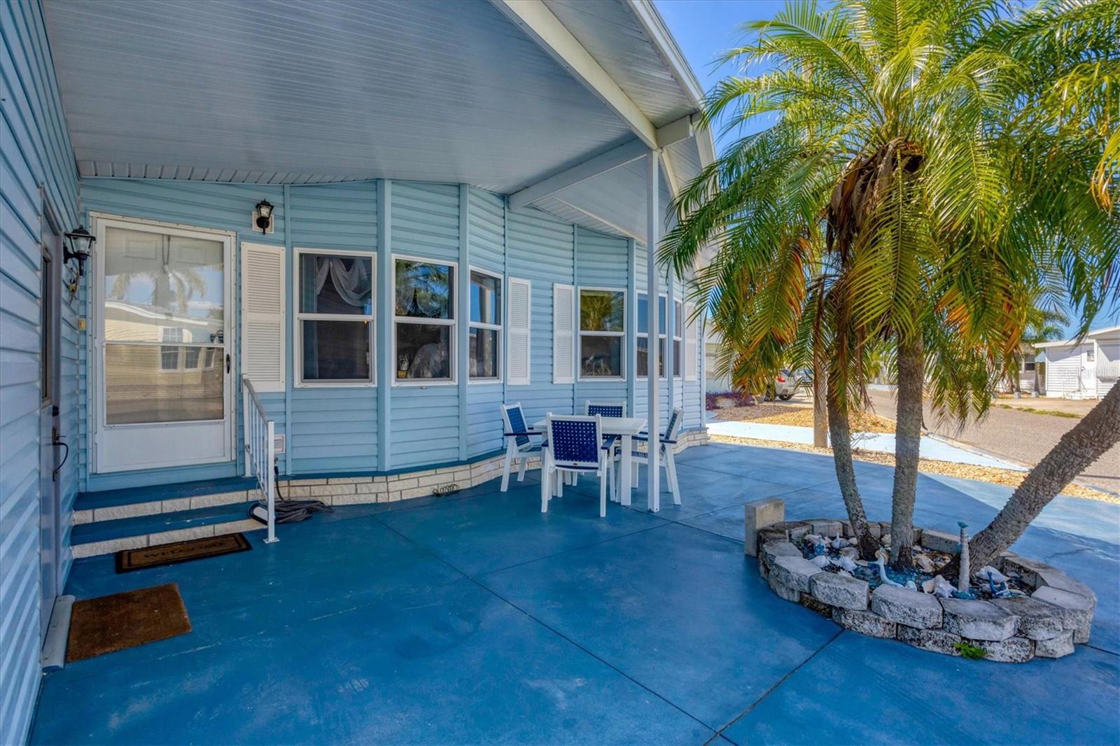 Image 3 of 50 For 1918 Indiana Avenue