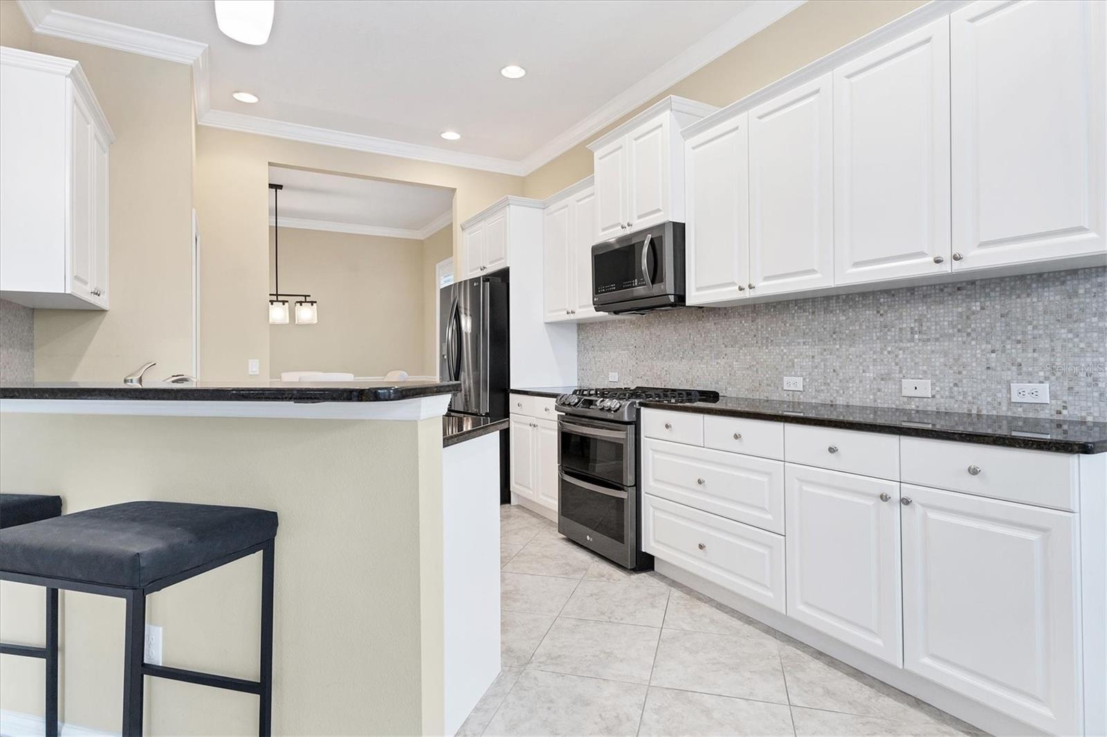 Image 11 of 59 For 12046 Thornhill Court