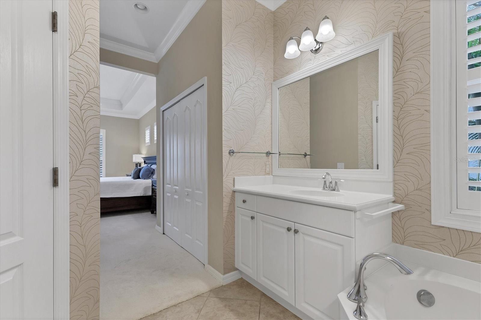 Image 20 of 59 For 12046 Thornhill Court