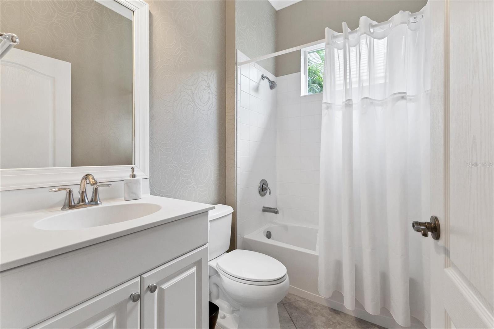 Image 22 of 59 For 12046 Thornhill Court