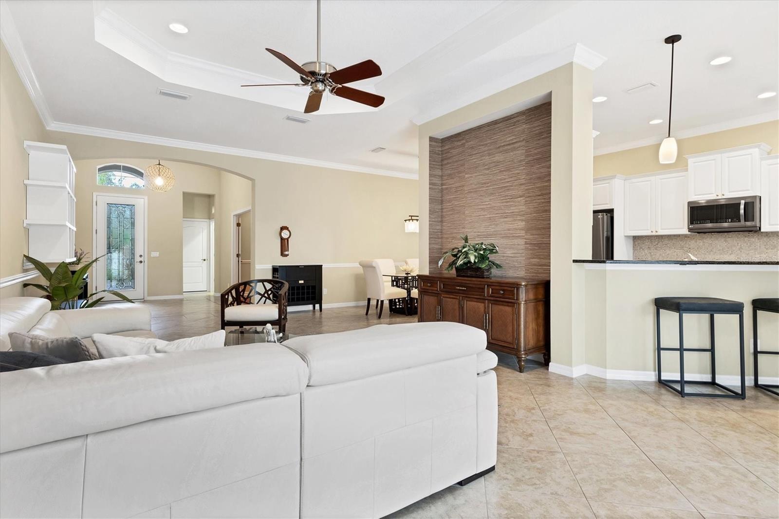 Image 8 of 59 For 12046 Thornhill Court