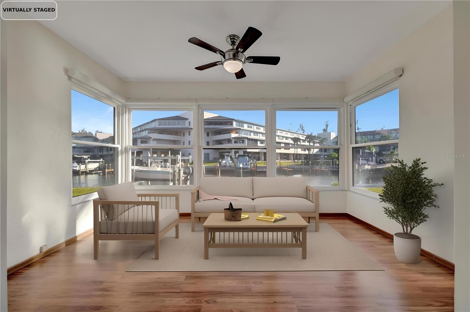 Image 18 of 51 For 9611 Valencia Cove