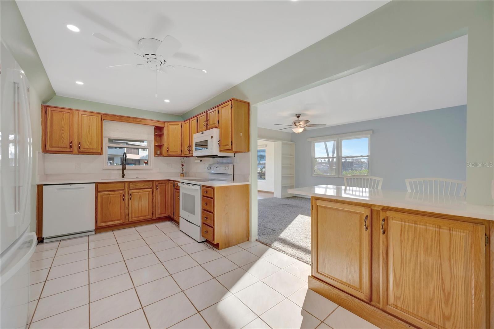 Image 24 of 51 For 9611 Valencia Cove