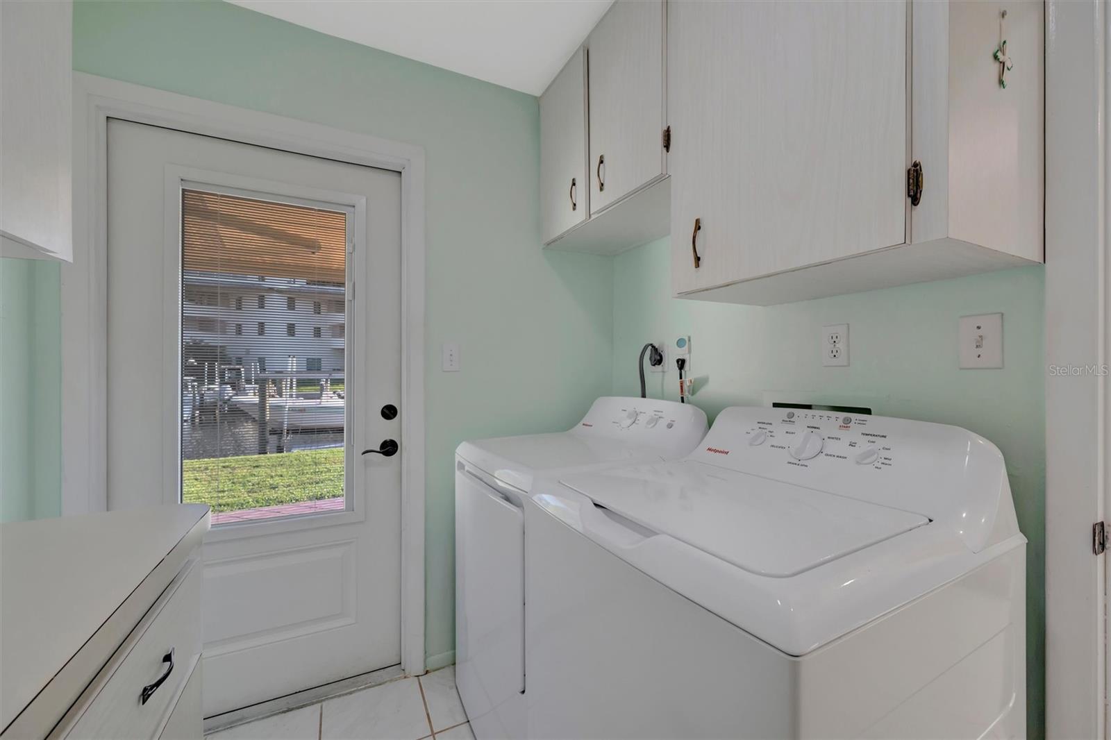 Image 26 of 51 For 9611 Valencia Cove