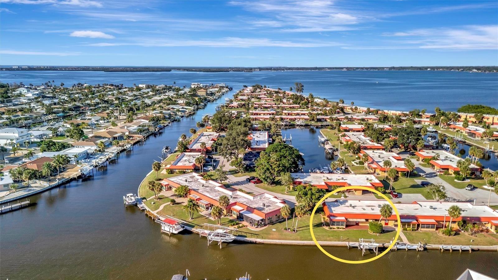 Image 3 of 51 For 9611 Valencia Cove