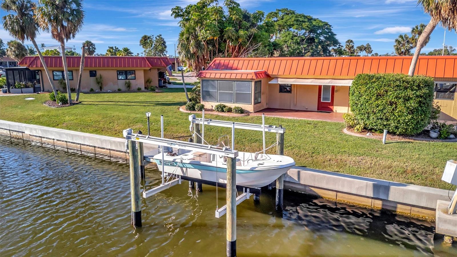 Image 7 of 51 For 9611 Valencia Cove