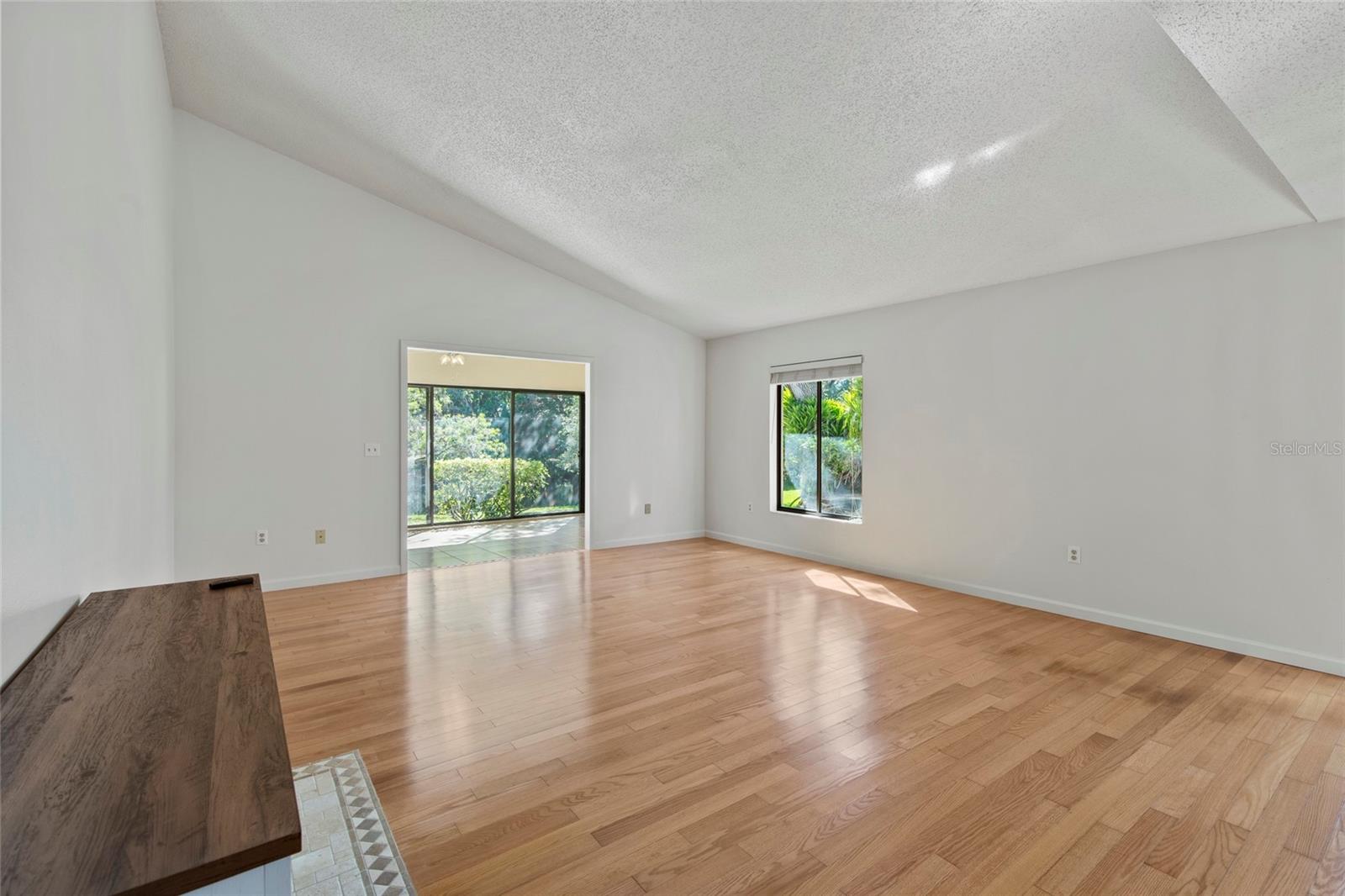 Image 11 of 32 For 3703 Quail Hollow Place