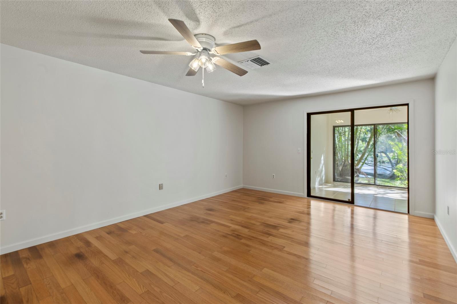 Image 17 of 32 For 3703 Quail Hollow Place