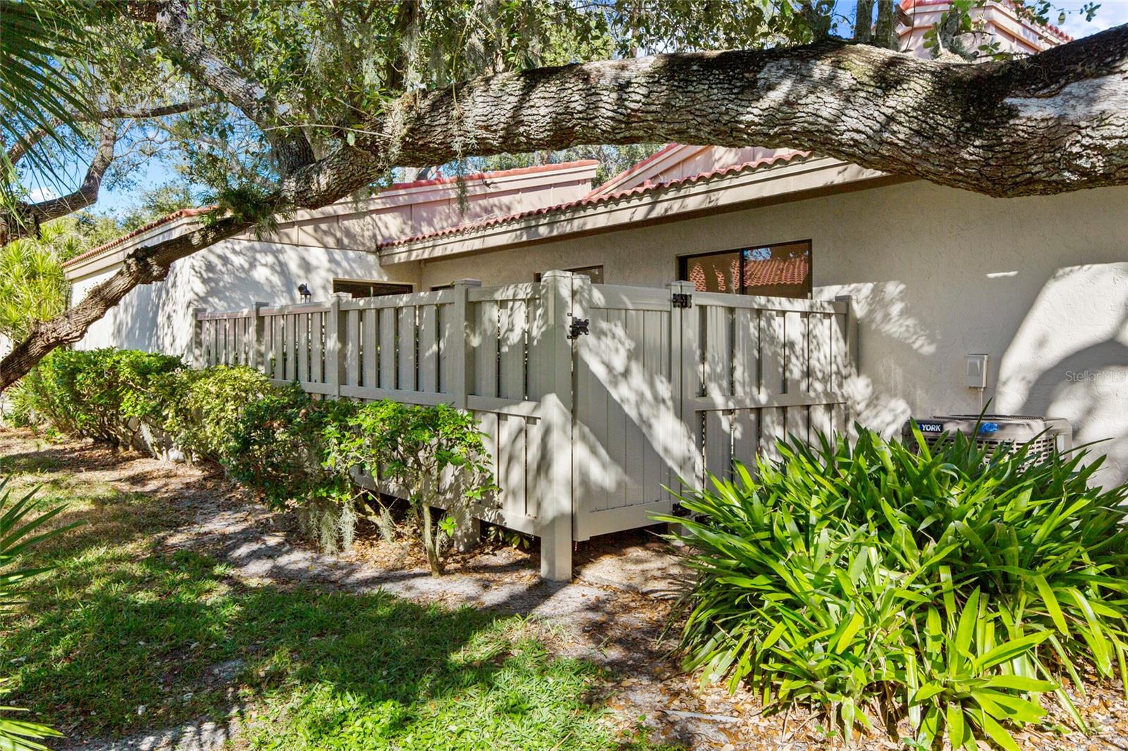 Image 28 of 32 For 3703 Quail Hollow Place