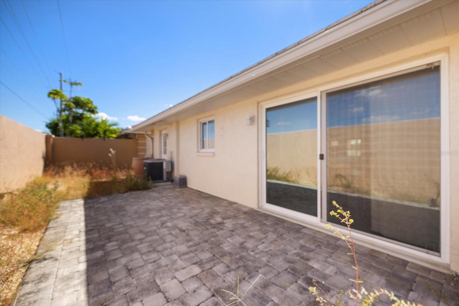 Image 11 of 13 For 106 Villa Drive 106