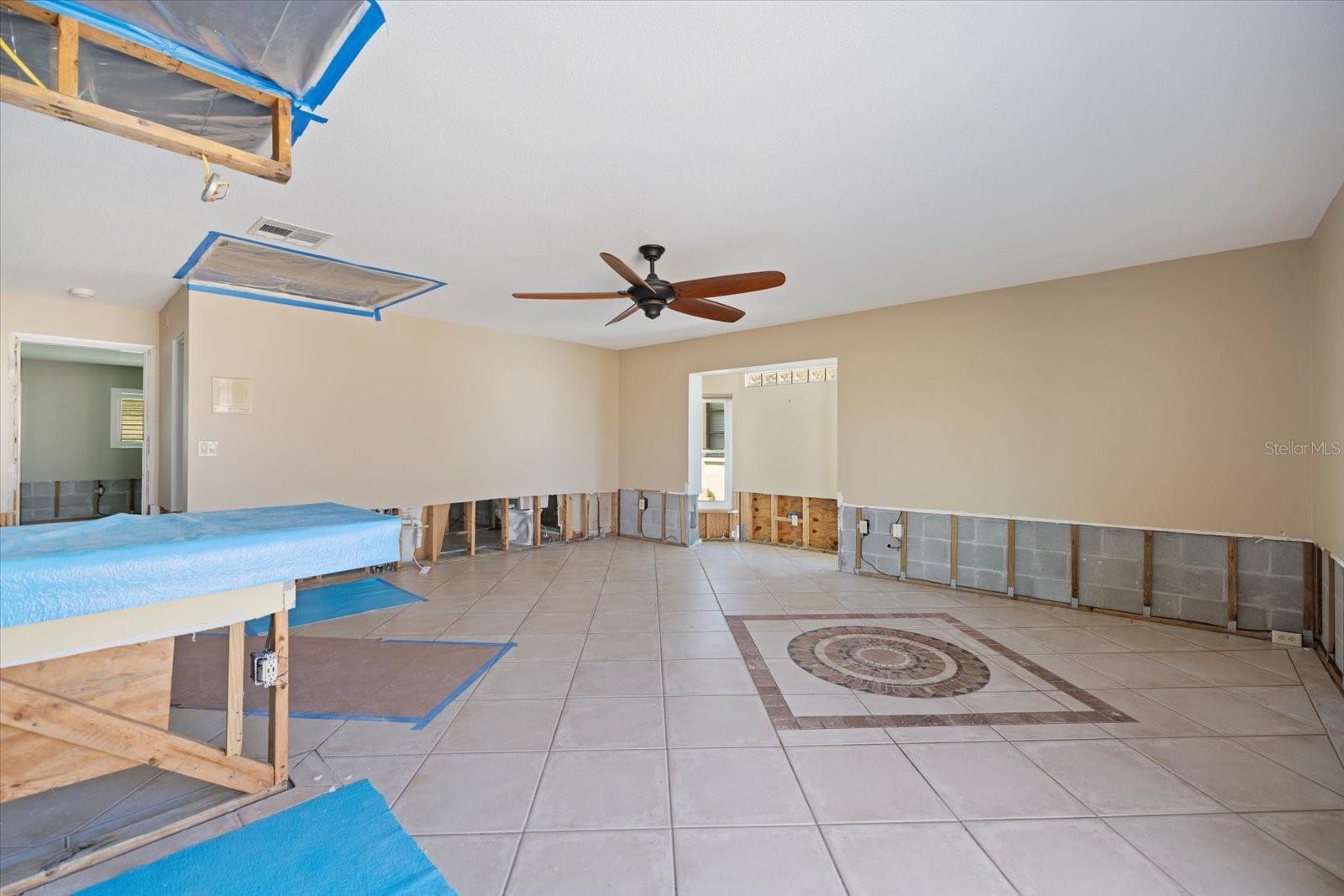 Image 4 of 13 For 106 Villa Drive 106