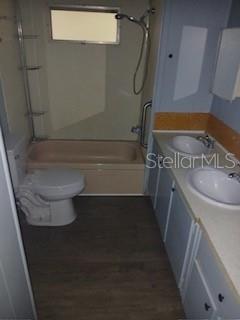 Image 7 of 8 For 5435 Lewellyn Road 17