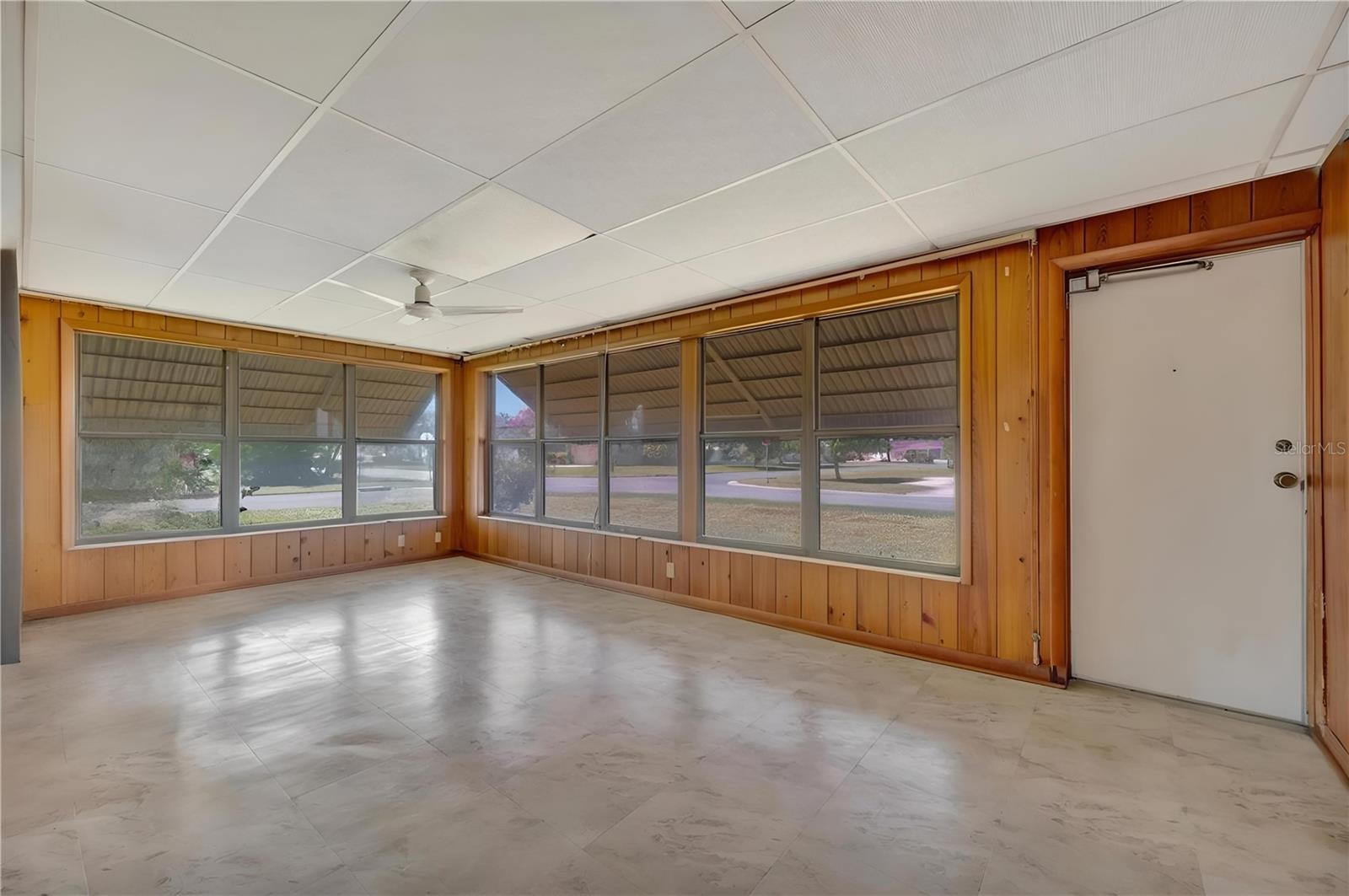 Image 21 of 34 For 5916 3rd Avenue Nw