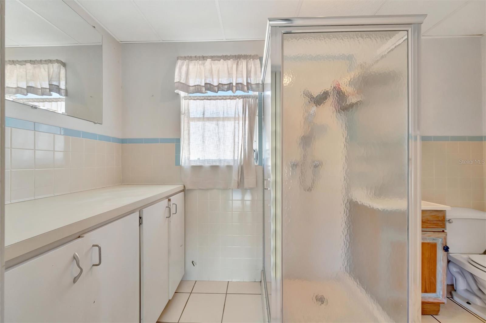 Image 23 of 34 For 5916 3rd Avenue Nw