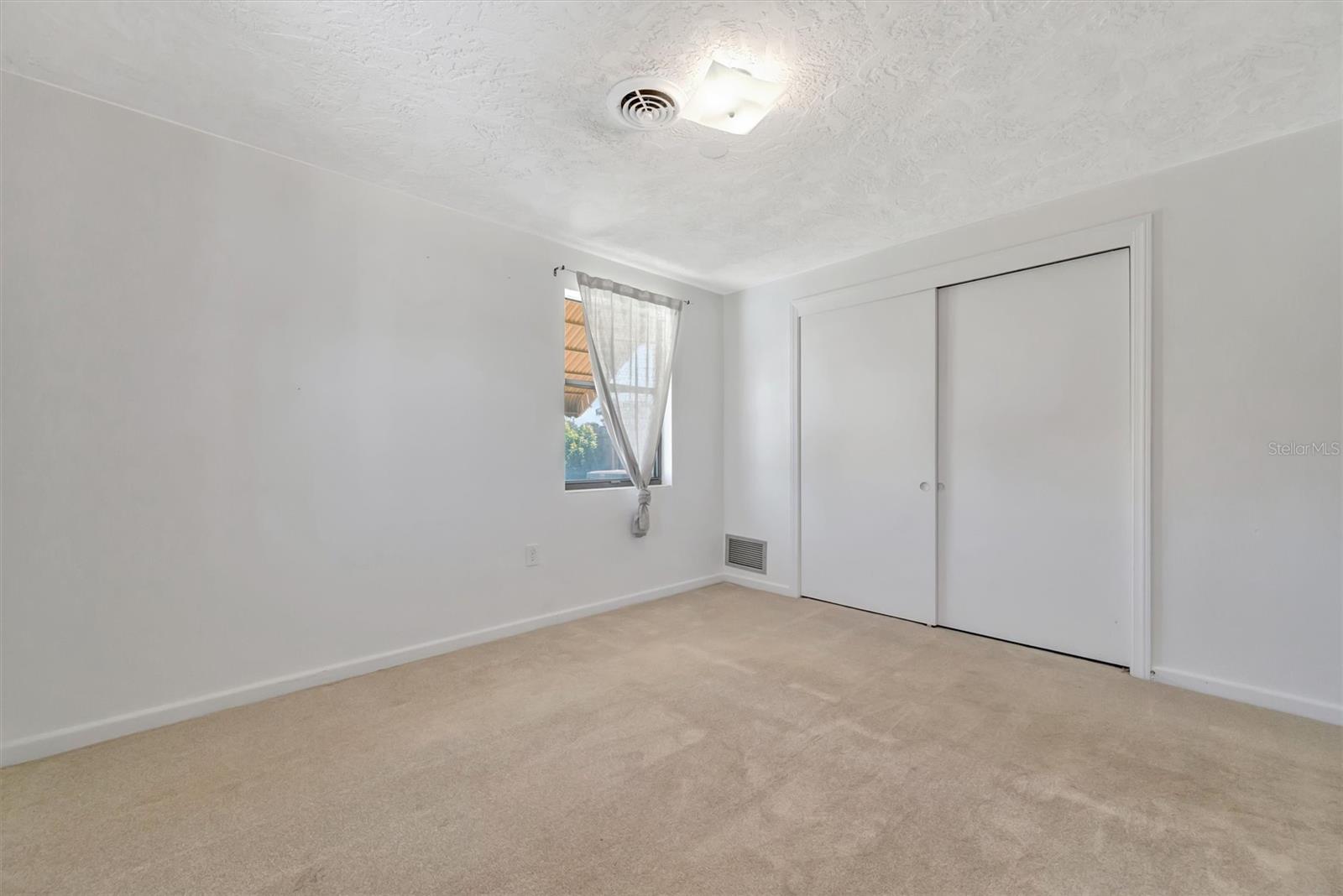 Image 29 of 34 For 5916 3rd Avenue Nw