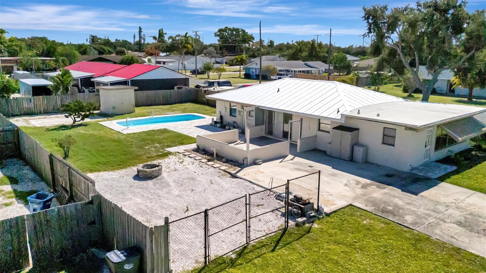 Image 7 of 34 For 5916 3rd Avenue Nw