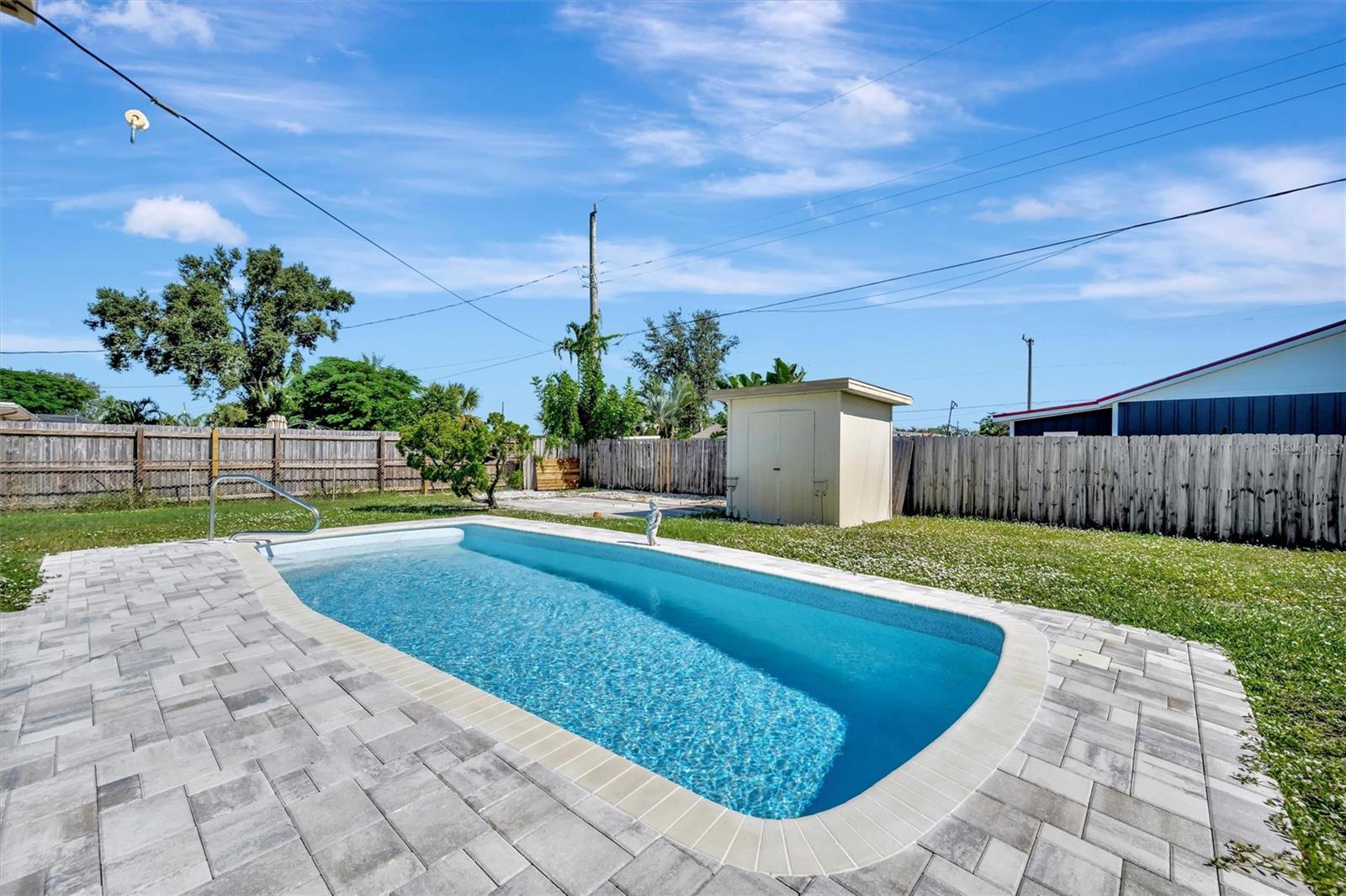 Image 9 of 34 For 5916 3rd Avenue Nw