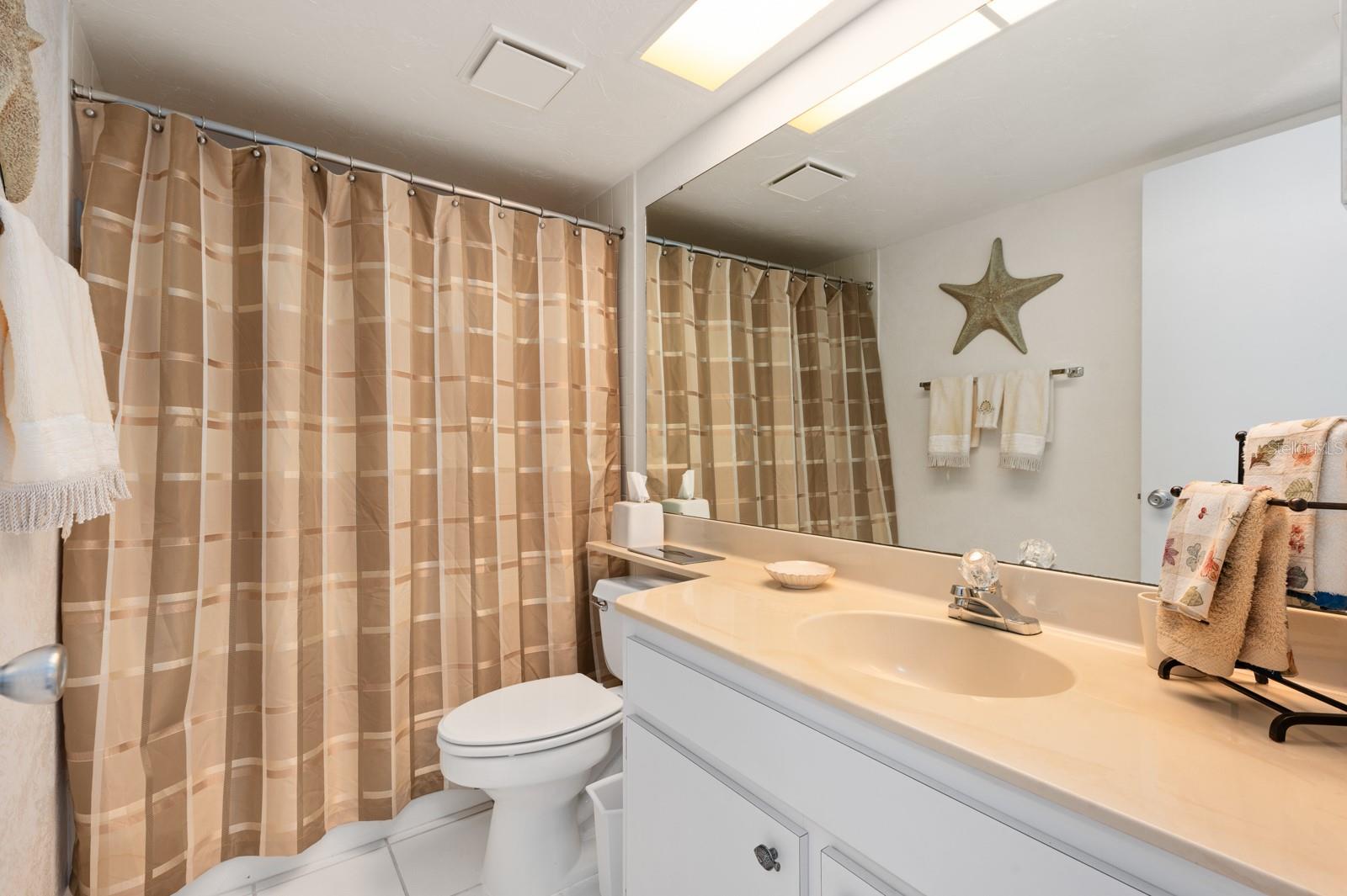 Image 9 of 40 For 1704 Pelican Cove Road T138