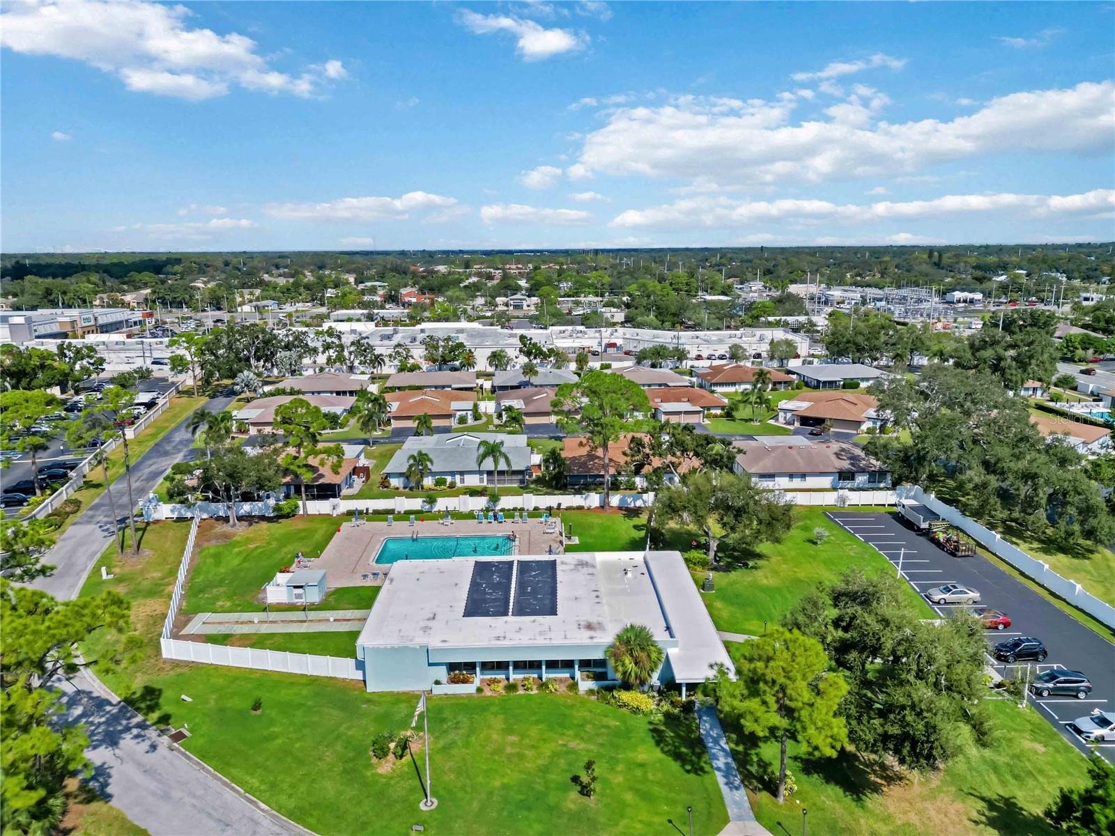 Image 36 of 51 For 3527 Silver Pine Court 82