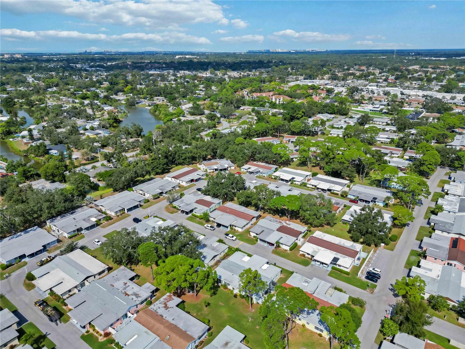 Image 38 of 51 For 3527 Silver Pine Court 82